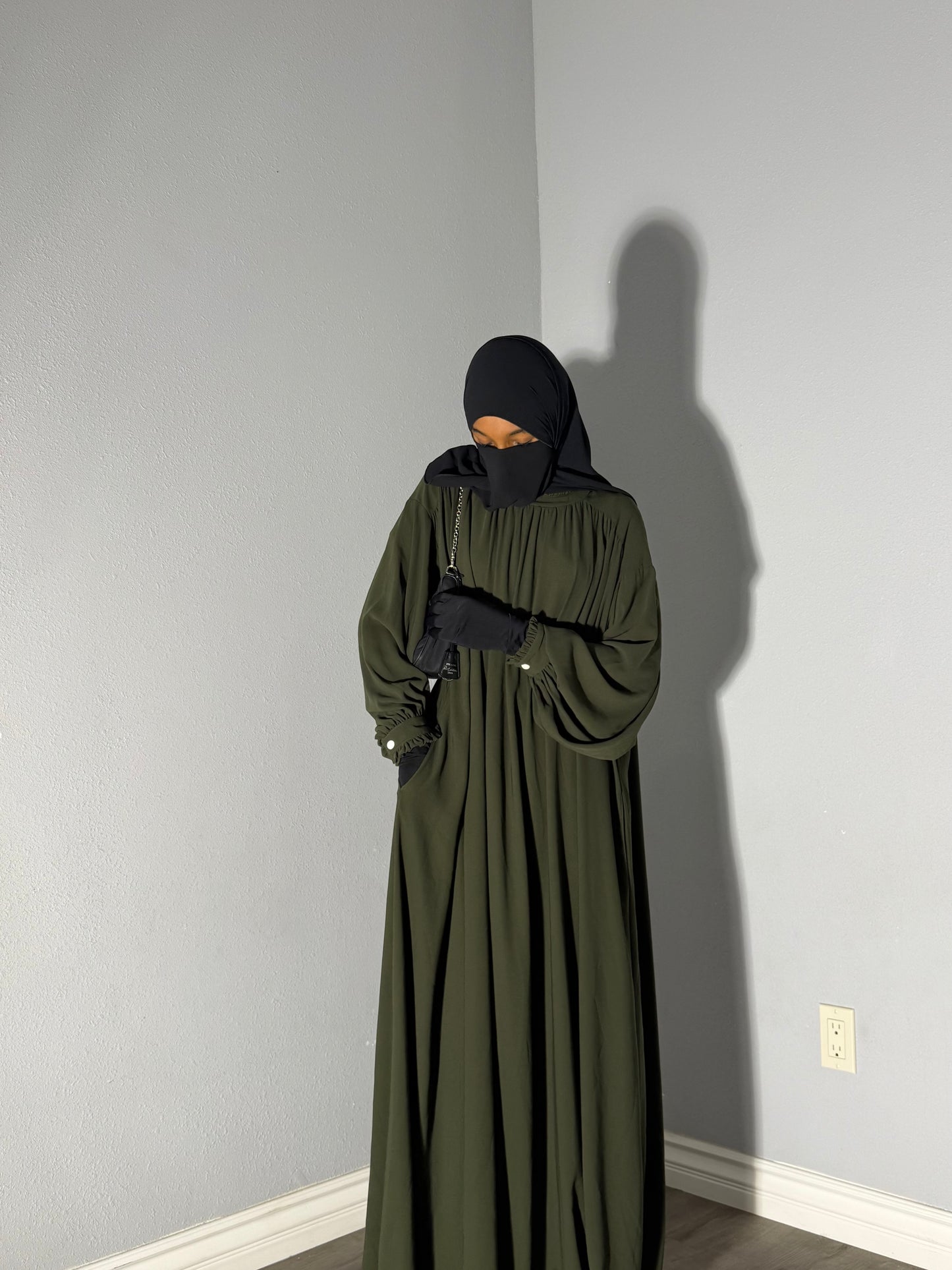 Pearl Abaya