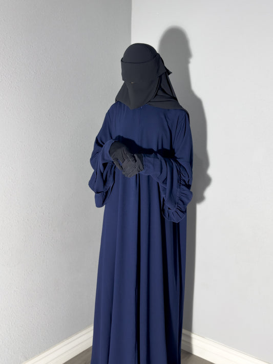 Girls of Mecca Abaya